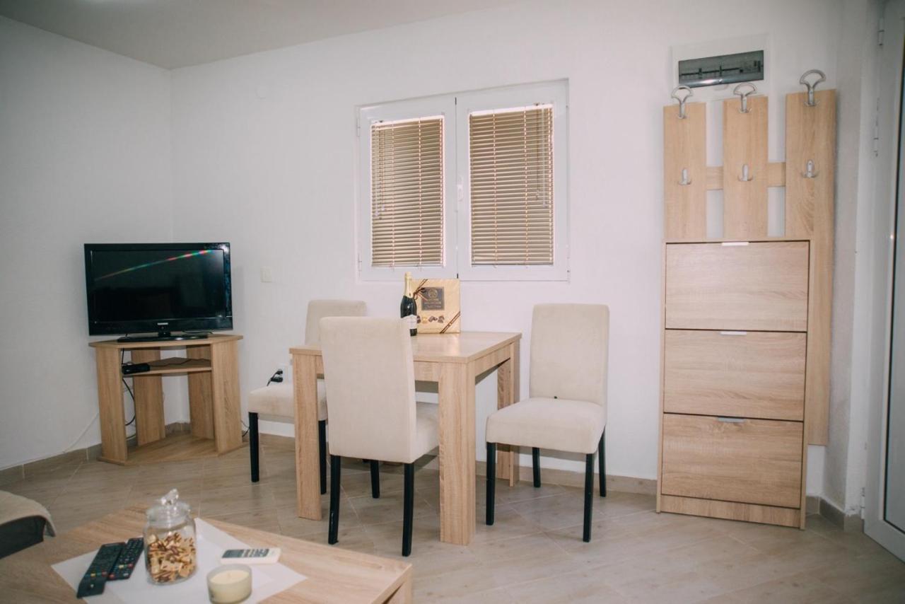 Lovely Apartment Moki Near The Center Kotor Exterior photo